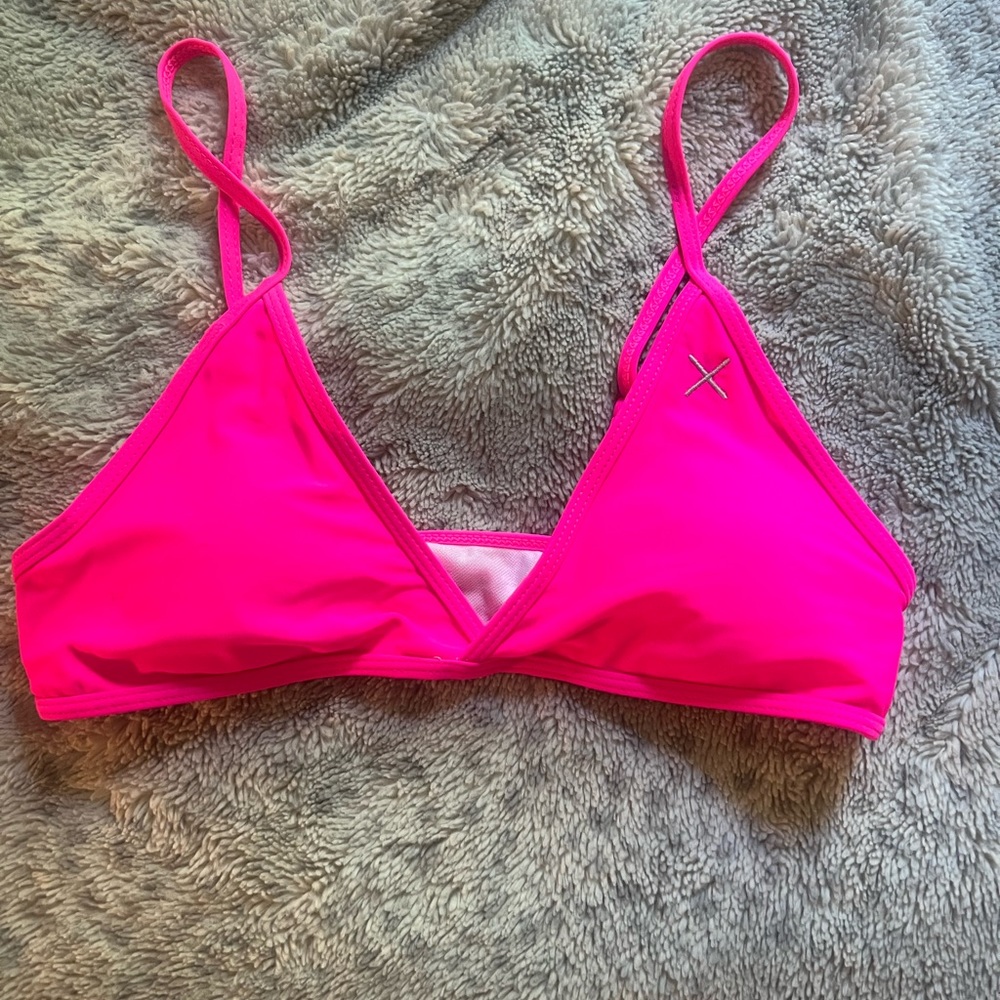 BoutineLA Bikini top- size M